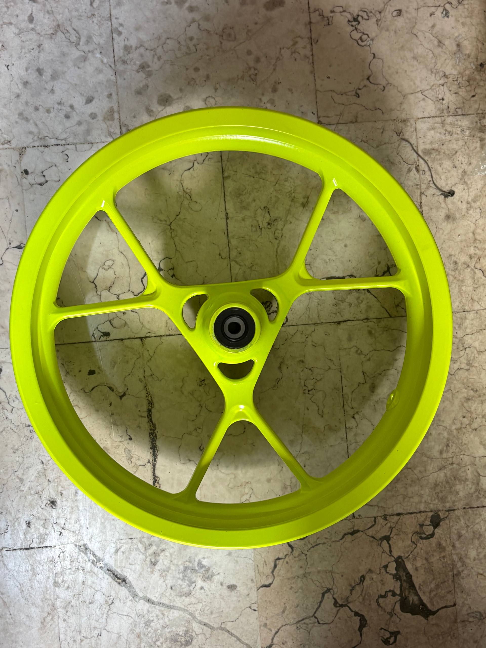 رینگ چرخ جلو یاماها ایروکس (Aerox) رنگ سبز فسفری | کیفیت درجه یک